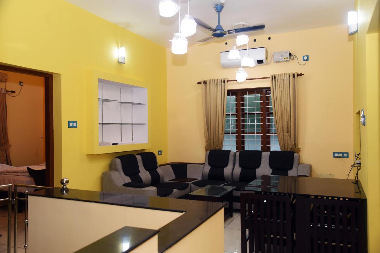 Madhav Mansion Beach Resort Varkala Bagian luar foto
