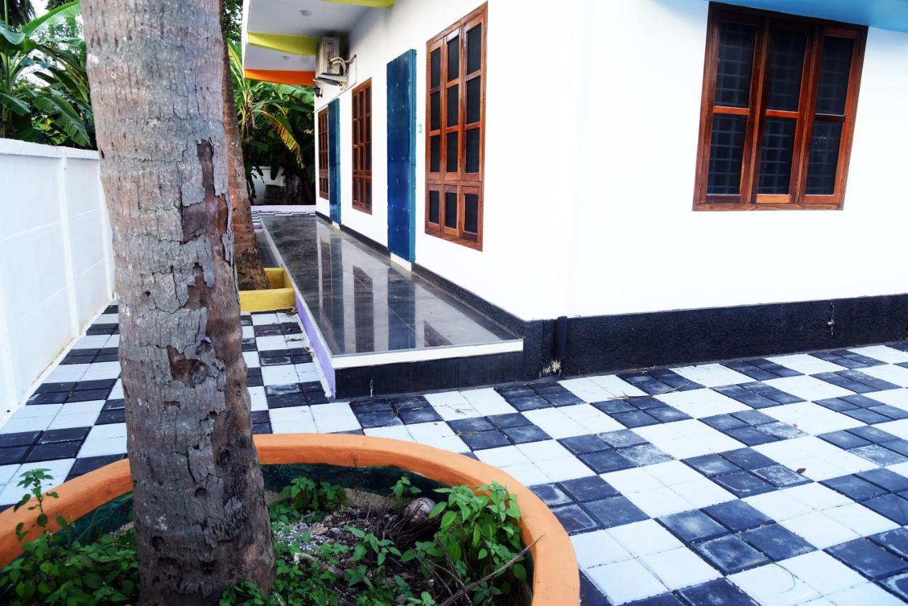 Madhav Mansion Beach Resort Varkala Bagian luar foto