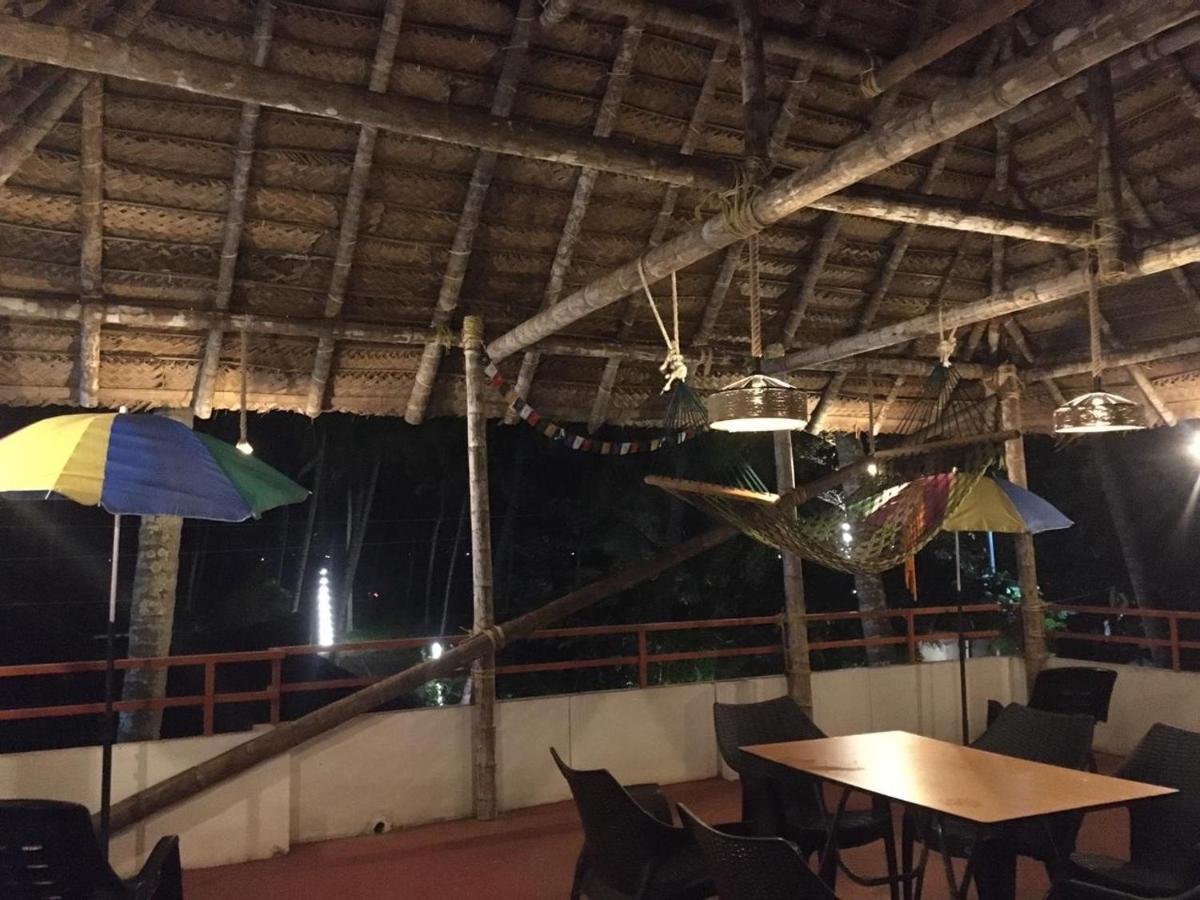 Madhav Mansion Beach Resort Varkala Bagian luar foto